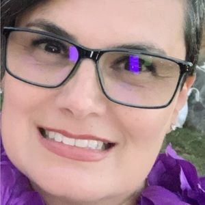 Meet your Posher, Mari